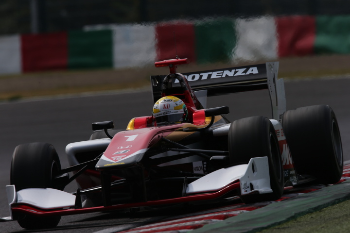 フリー走行1回目: 山本尚貴（TEAM 無限 SF14）