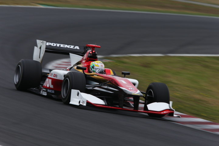 フリー走行2回目: 山本尚貴（TEAM 無限 SF14）