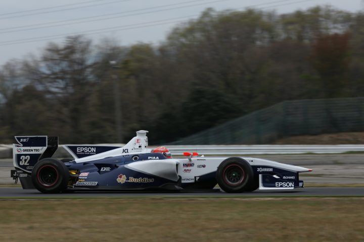 フリー走行2回目: 小暮卓史（NAKAJIMA RACING SF14）