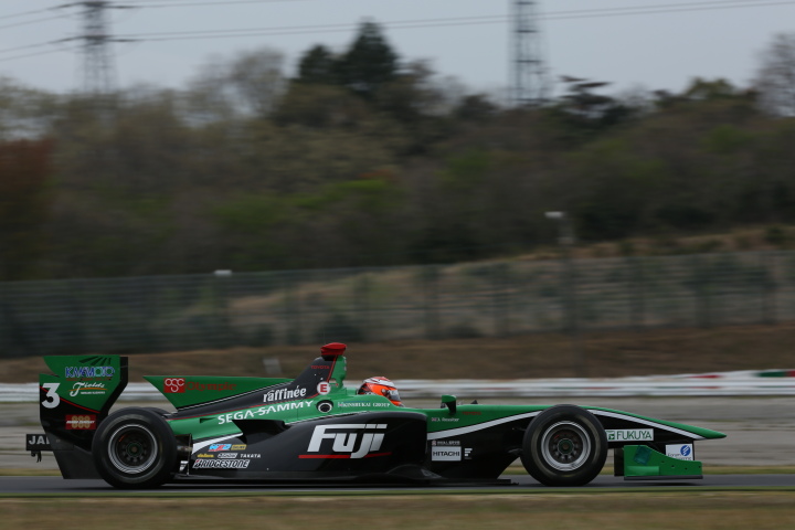 フリー走行2回目: ジェームス・ロシター（フジ・コーポレーション KONDO SF14）