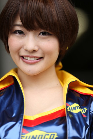 ピットウォーク: レースクイーン