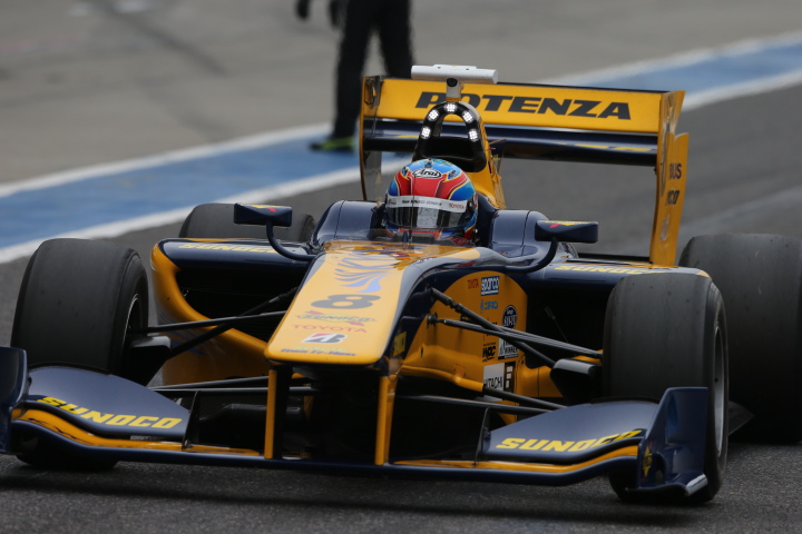 ウォームアップ: ロイック・デュバル（Team KYGNUS SUNOCO SF14）