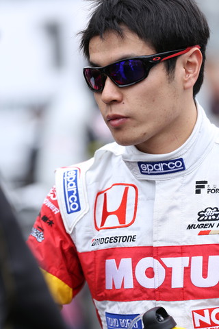 スターティンググリッド: 山本尚貴（TEAM 無限 SF14）