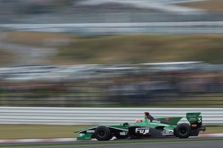 決勝レース: ジェームス・ロシター（フジ・コーポレーション KONDO SF14）