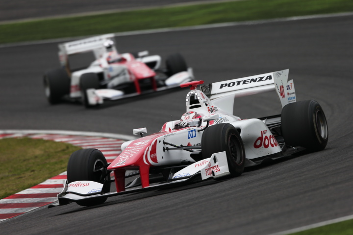 決勝レース: 野尻智紀（DOCOMO DANDELION M40T SF14）