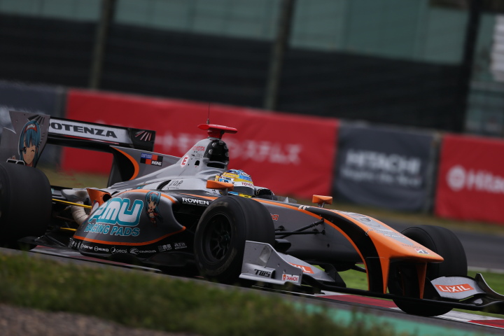 決勝レース: 石浦宏明（P.MU/CERUMO・INGING SF14）