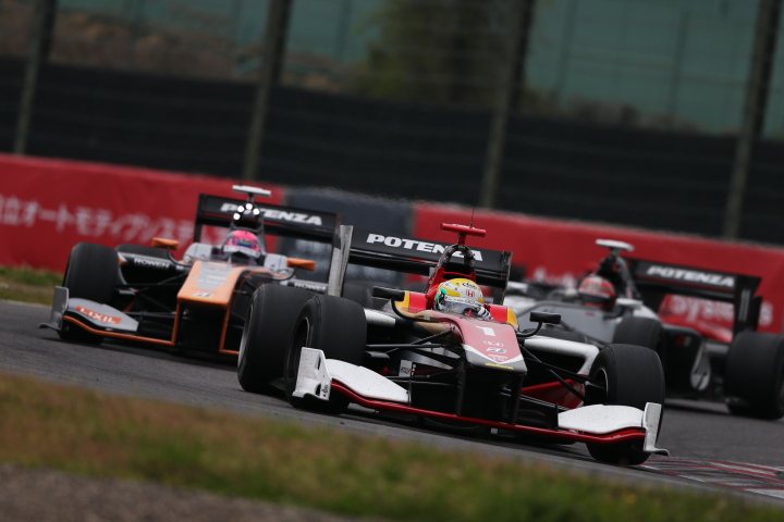 決勝レース: 山本尚貴（TEAM 無限 SF14）