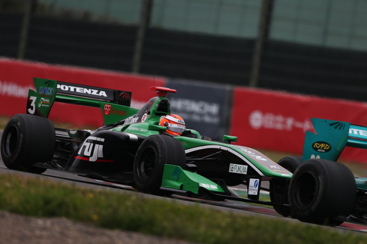 決勝レース: ジェームス・ロシター（フジ・コーポレーション KONDO SF14）