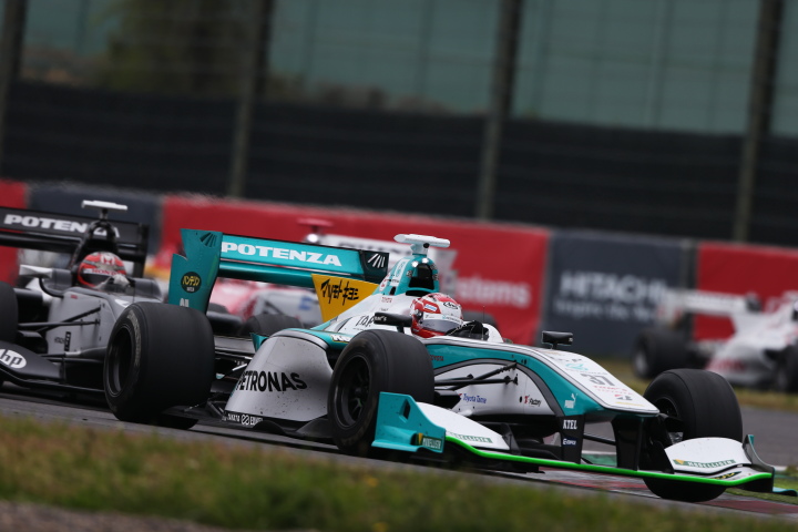決勝レース: 中嶋一貴（PETRONAS TOM’S SF14）