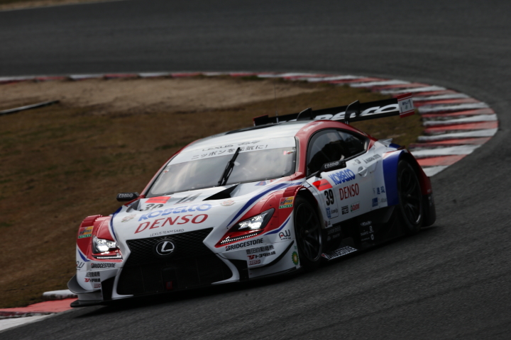 公式練習: 石浦宏明／オリバー・ジャービス組（GT500:DENSO KOBELCO SARD RC F）