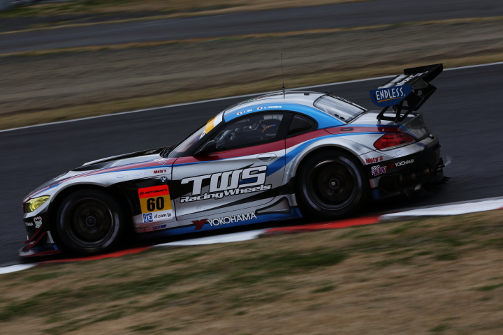公式練習: 飯田章／吉本大樹組（GT300:TWS LM corsa BMW Z4）