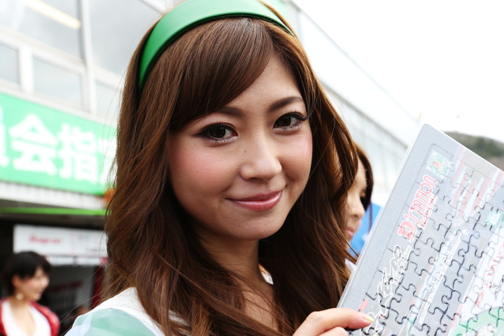 ピットウォーク: レースクイーン