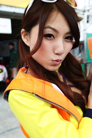 ピットウォーク: レースクイーン