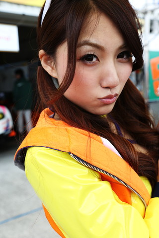 ピットウォーク: レースクイーン