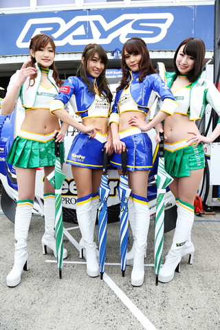 ピットウォーク: レースクイーン