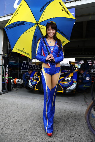 ピットウォーク: レースクイーン