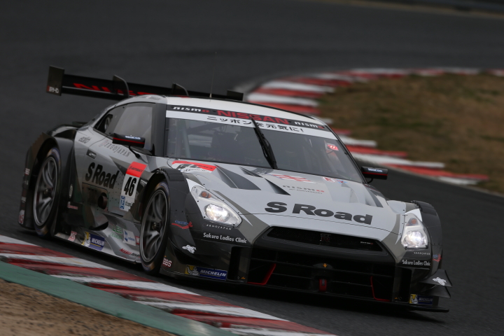 ノックアウト予選: 本山哲／柳田真孝組（GT500:S Road MOLA GT-R）