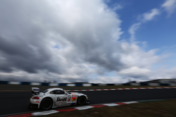 サーキットサファリ: ヨルグ・ミューラー／荒聖治組（GT300:Studie BMW Z4）