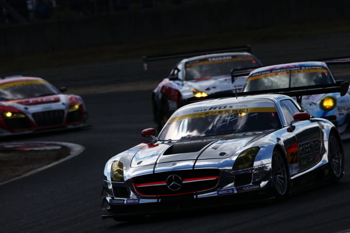決勝レース: 和田久／土屋武士組（GT300:グリーンテック SLS AMG GT3）