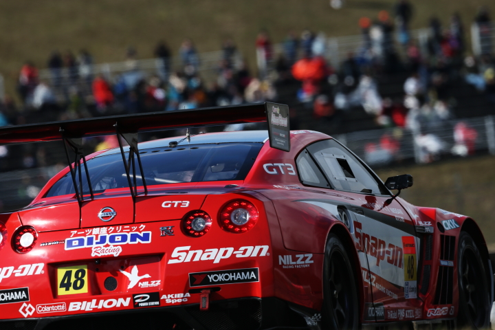 決勝レース: 高森博士／田中勝輝組（GT300:Snap-on DIJON Racing GT-R）