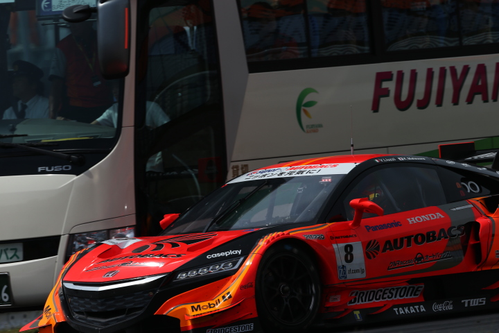 サーキットサファリ: ヴィンタントニオ・リウッツィ／松浦孝亮組（GT500:ARTA NSX CONCEPT-GT）