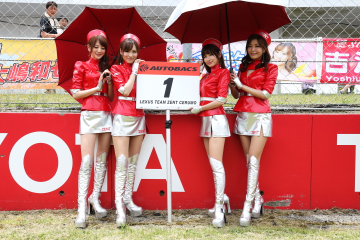 ピットウォーク: レースクイーン