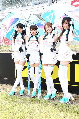 ピットウォーク: レースクイーン