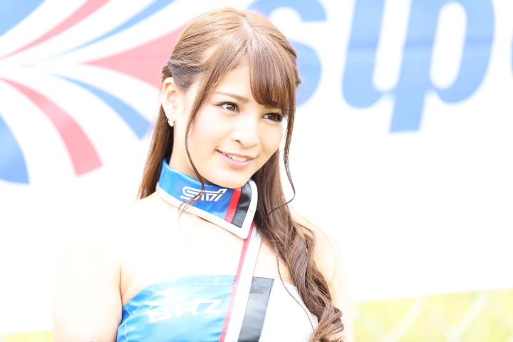 ピットウォーク: レースクイーン