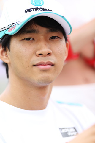 スタート進行: 平川亮（GT500:PETRONAS TOM'S RC F）