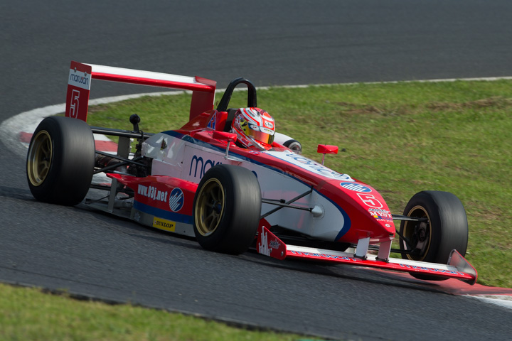 決勝レース: 牧野任祐（A:マルサンミスト制動屋Rn・SPORTS）