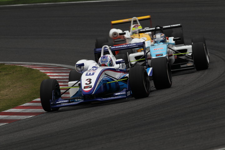 Nクラスは三浦愛（エクセディ）がスタートでトップに立つ