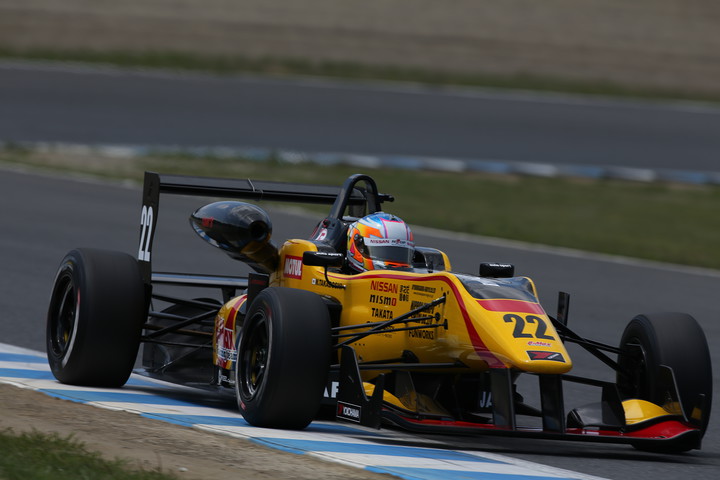 予選3位は高星明誠（B-MAX NDDP F312）