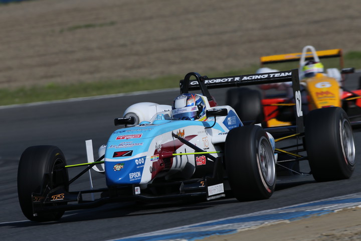 Nクラス優勝は久保凛太郎（CG ROBOTル・ボーセF308）