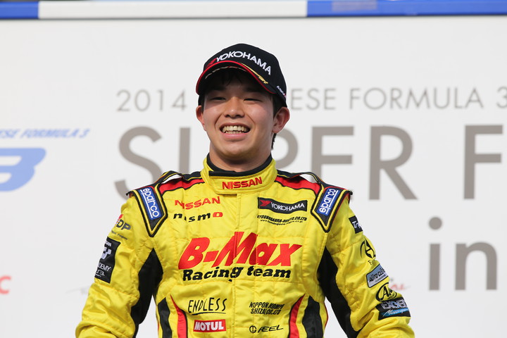 優勝した佐々木大樹（B-MAX NDDP F312）