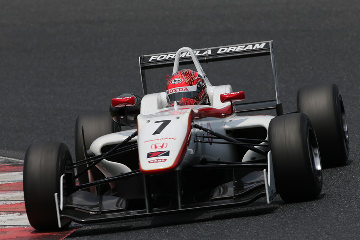 予選2位は松下信治（HFDP RACING F312）