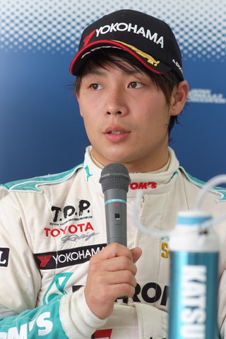 決勝記者会見: 3位の勝田貴元（PETRONAS TOM\'S F312）
