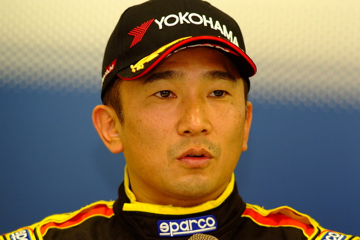 決勝記者会見: Nクラス3位はドラゴン（B-MAX Racing Team）