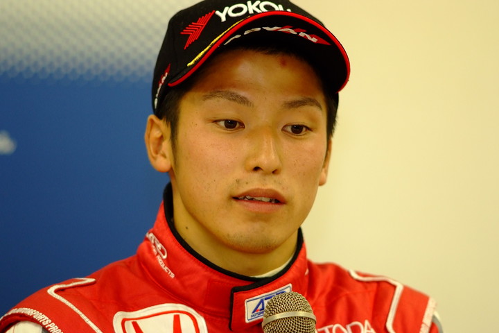 決勝記者会見: 3位は清原章太（TODA RACING）