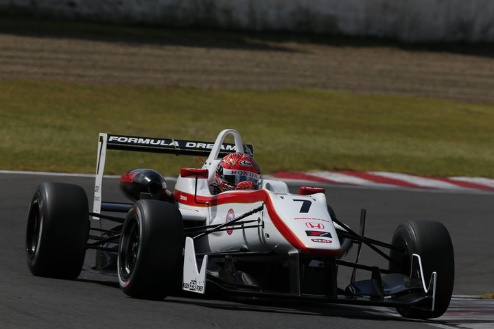 予選2位は松下信治（HFDP RACING）