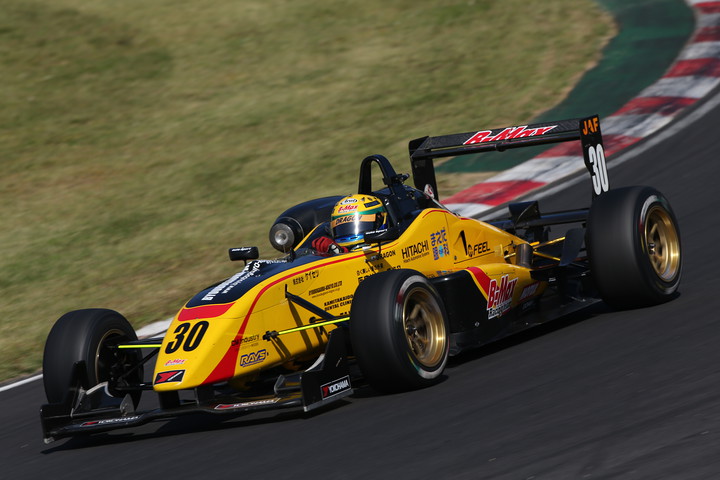 Nクラス決勝3位はドラゴン（B-MAX Racing Team）