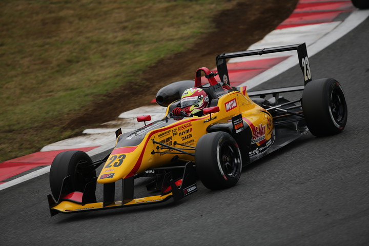 優勝は佐々木大樹（B-MAX Racing Team with NDDP）