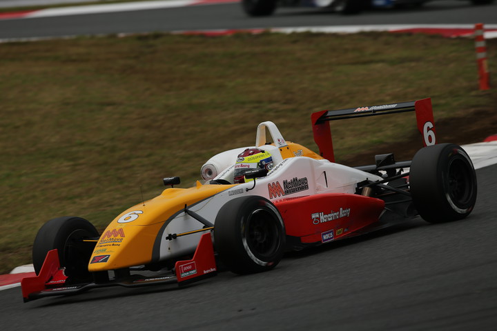 Nクラス優勝は小泉洋史（HANASHIMA RACING）