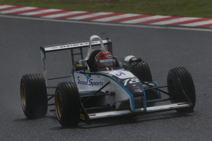 総合4位、Cクラス2位の平木湧也（SUCCEED SPORTS F108）