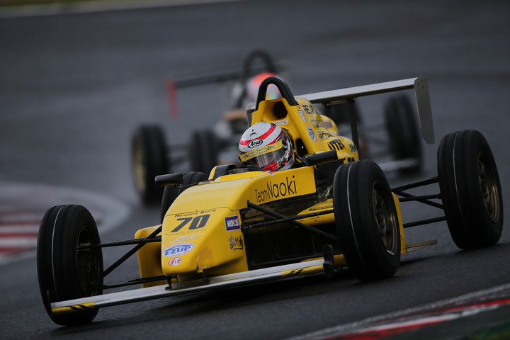 決勝3位は佐藤俊介（Team Naoki☆LEPRIX☆10V）