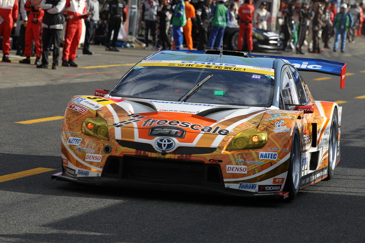 GT300クラス予選2位は新田守男／嵯峨宏紀組（OGT Panasonic PRIUS）