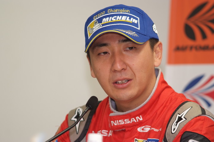 決勝記者会見: GT500クラス優勝＆ドライバーズチャンピオンの松田次生（MOTUL AUTECH GT-R）
