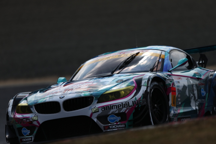 公式テスト岡山: 谷口信輝／片岡龍也組（GT300:グッドスマイル 初音ミク Z4）