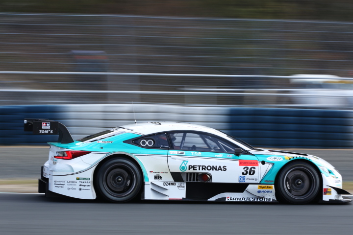 公式テスト岡山: 中嶋一貴／ジェームス・ロシター／平川亮組（GT500:PETRONAS TOM'S RC F）