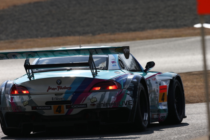 公式テスト岡山: 谷口信輝／片岡龍也組（GT300:グッドスマイル 初音ミク Z4）