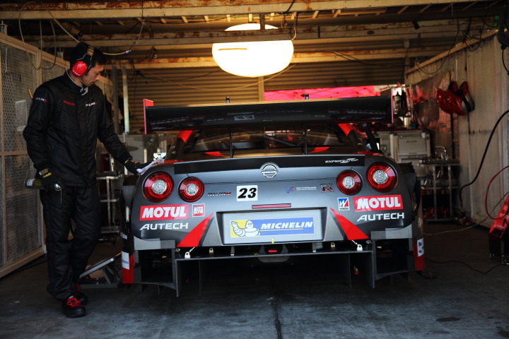 公式テスト岡山: 松田次生／ロニー・クインタレッリ組（GT500:MOTUL AUTECH GT-R）